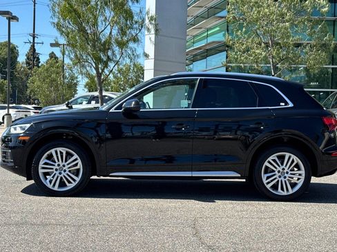 Used 2018 Audi Q5 2.0T Premium Plus w/ Premium Plus Package AWD/4WD image 7