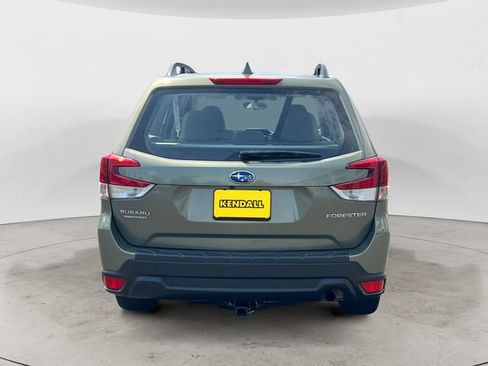 Used 2021 Subaru Forester AWD/4WD image 4
