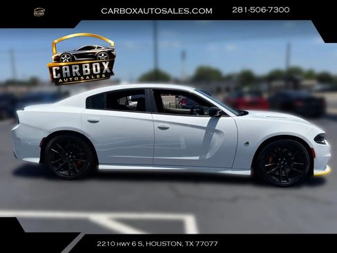 Used 2023 Dodge Charger Scat Pack w/ Dynamics Package RWD image 6