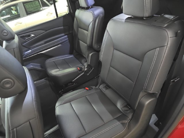 New 2027 Chevrolet Traverse LT w/ Driver Confidence Package AWD/4WD image 17