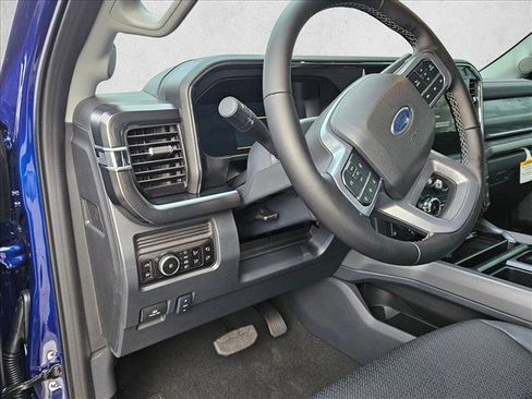 New 2026 Ford F250 Lariat w/ FX4 Off-Road Package image 3