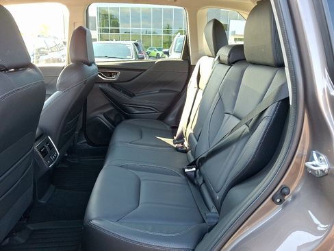 Certified 2023 Subaru Forester Touring AWD/4WD image 10