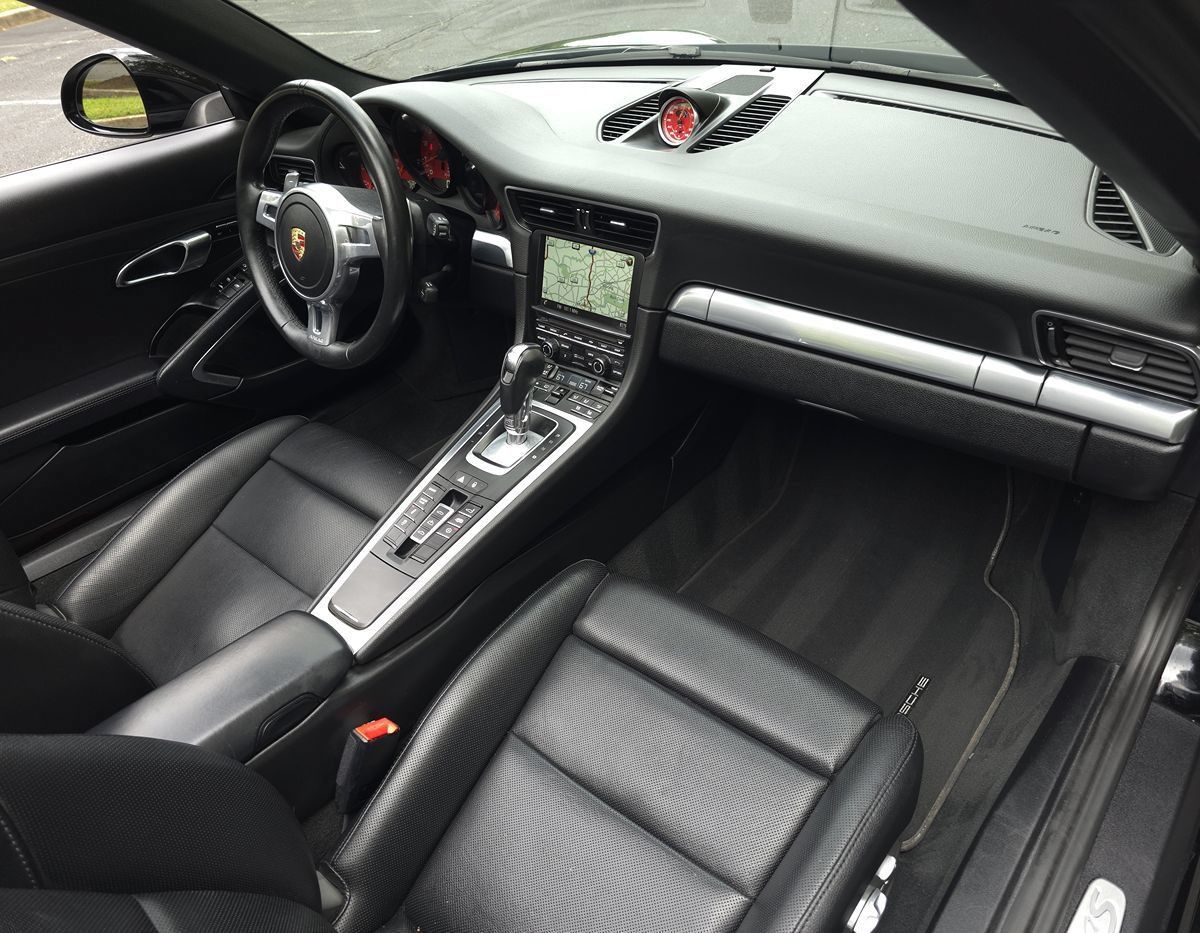 Used 2015 Porsche 911 Carrera 4S AWD/4WD image 26