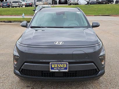 New 2025 Hyundai Kona SEL