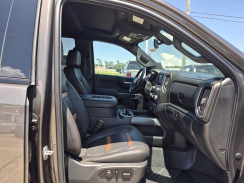 Used 2020 GMC Sierra 1500 AT4 w/ AT4 Premium Package AWD/4WD image 12