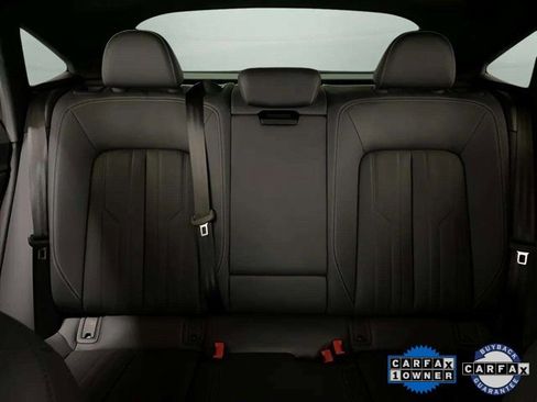 Used 2024 Audi Q8 e-tron Premium Plus image 77