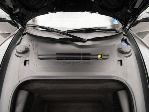 Used 2015 Porsche 911 Cabriolet image 43