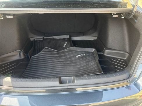 Used 2024 Honda Civic Touring image 17