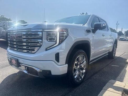 New 2026 GMC Sierra 1500 Denali AWD/4WD image 3