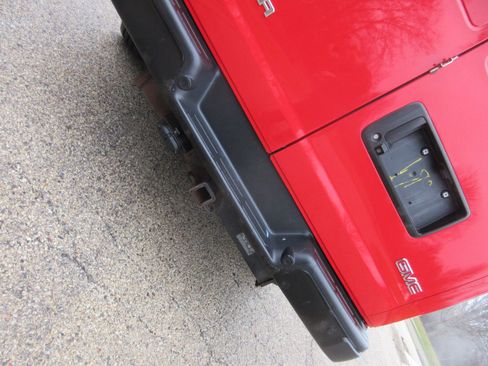 Used 2019 GMC Savana 3500 w/ Driver Convenience Package image 12