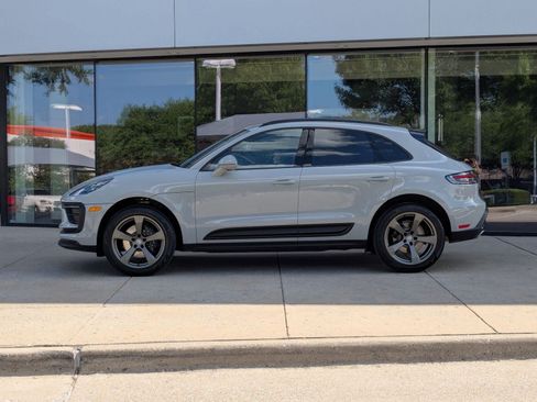 Certified 2026 Porsche Macan image 2