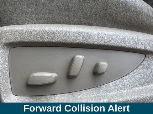 Used 2016 GMC Sierra 2500 SLT AWD/4WD image 18