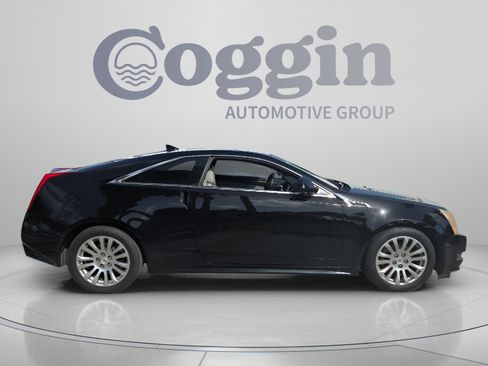 Used 2011 Cadillac CTS Coupe RWD image 6