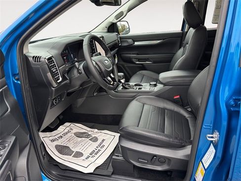 New 2025 Ford Ranger Lariat w/ FX4 Off-Road Package image 9