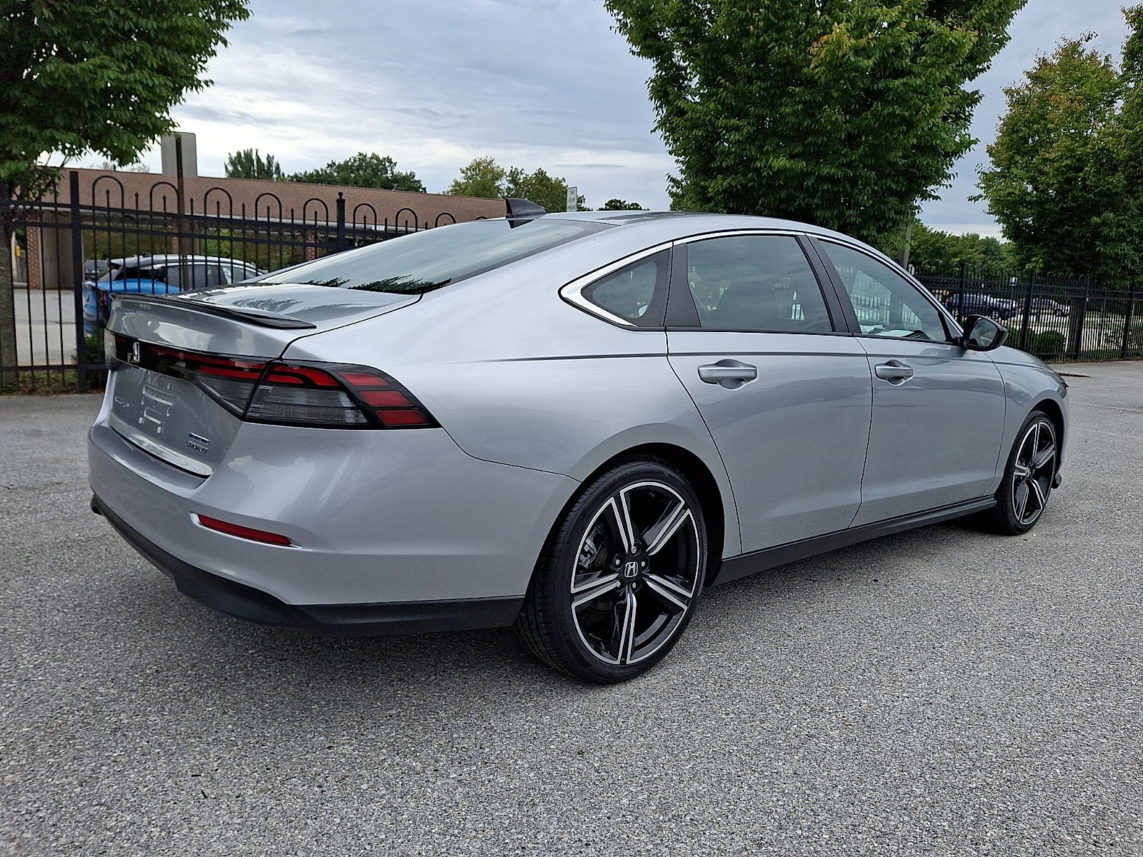 Used 2024 Honda Accord Sport image 6
