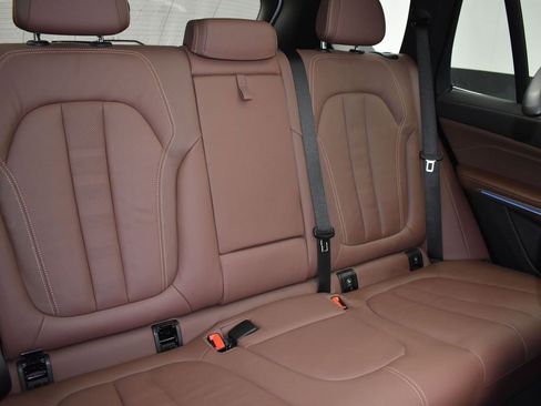 Certified 2022 BMW X5 xDrive45e w/ Premium Package image 29