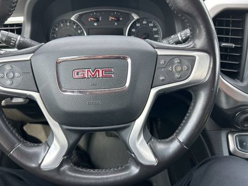 Used 2020 GMC Acadia SLT w/ Premium Package FWD image 15
