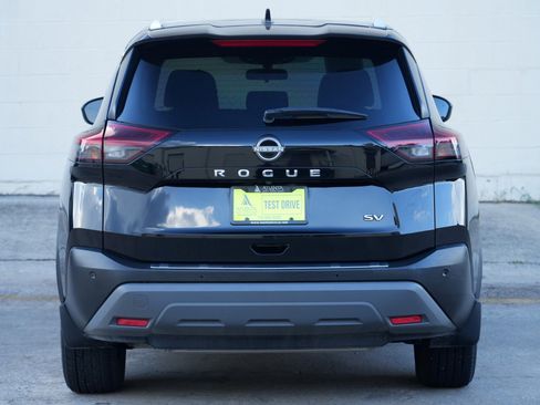 Used 2023 Nissan Rogue SV w/ SV Premium B Package FWD image 45