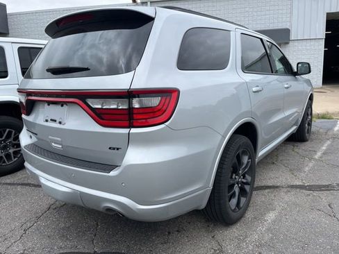 Used 2024 Dodge Durango GT AWD/4WD image 2