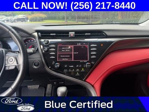 Used 2019 Toyota Camry XSE FWD image 13