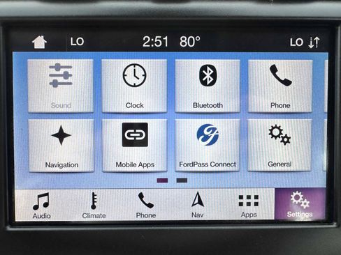 Used 2019 Ford Fusion SE image 18