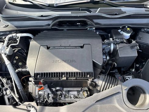 Used 2025 Honda Pilot TrailSport image 22