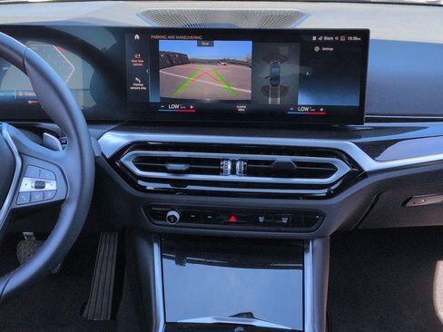 Certified 2024 BMW 330i Sedan w/ Convenience Package image 30