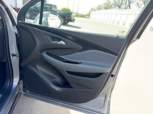 Used 2019 Buick Envision Essence AWD/4WD image 14
