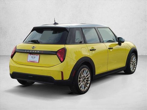 New 2026 MINI Cooper S image 2