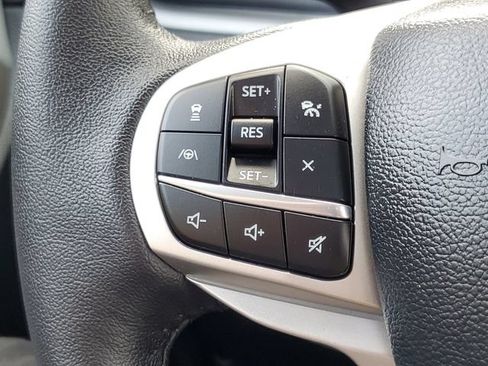 Certified 2024 Ford Explorer XLT w/ Equipment Group 202A AWD/4WD image 18