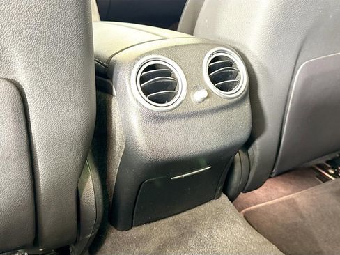 Used 2022 Mercedes-Benz E 350 Sedan image 16