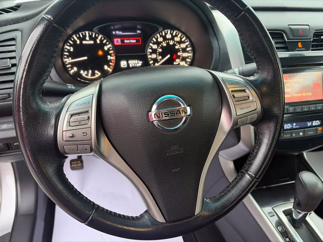 Used 2013 Nissan Altima 2.5 SV FWD image 14