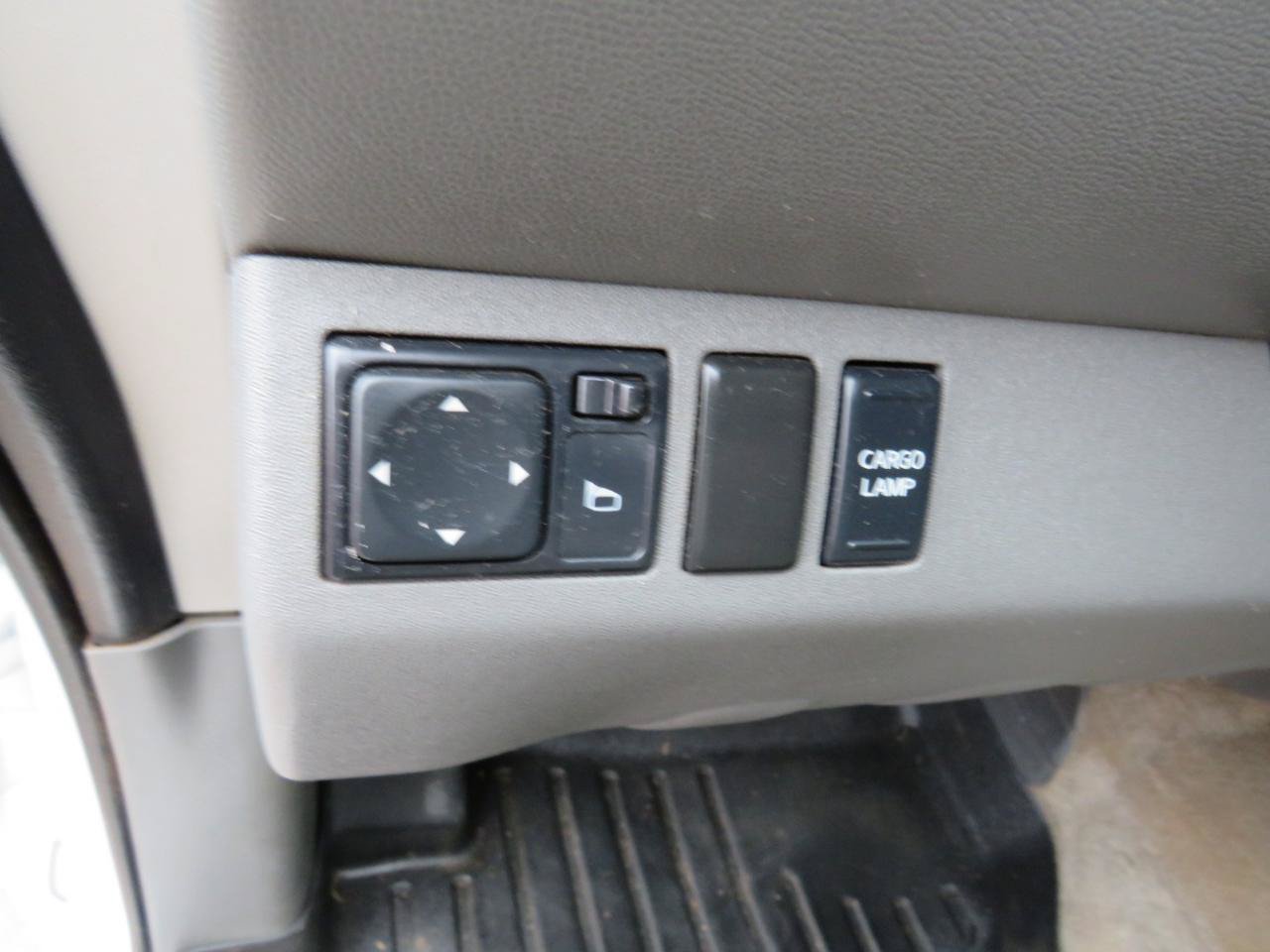 Used 2018 Nissan Frontier SV RWD image 11