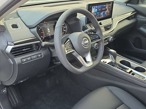 New 2026 Nissan Altima 2.5 SR w/ SR Premium Package FWD image 23
