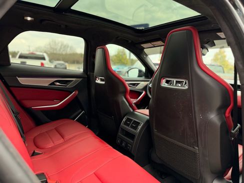 Used 2024 Jaguar F-PACE R-Dynamic S image 22
