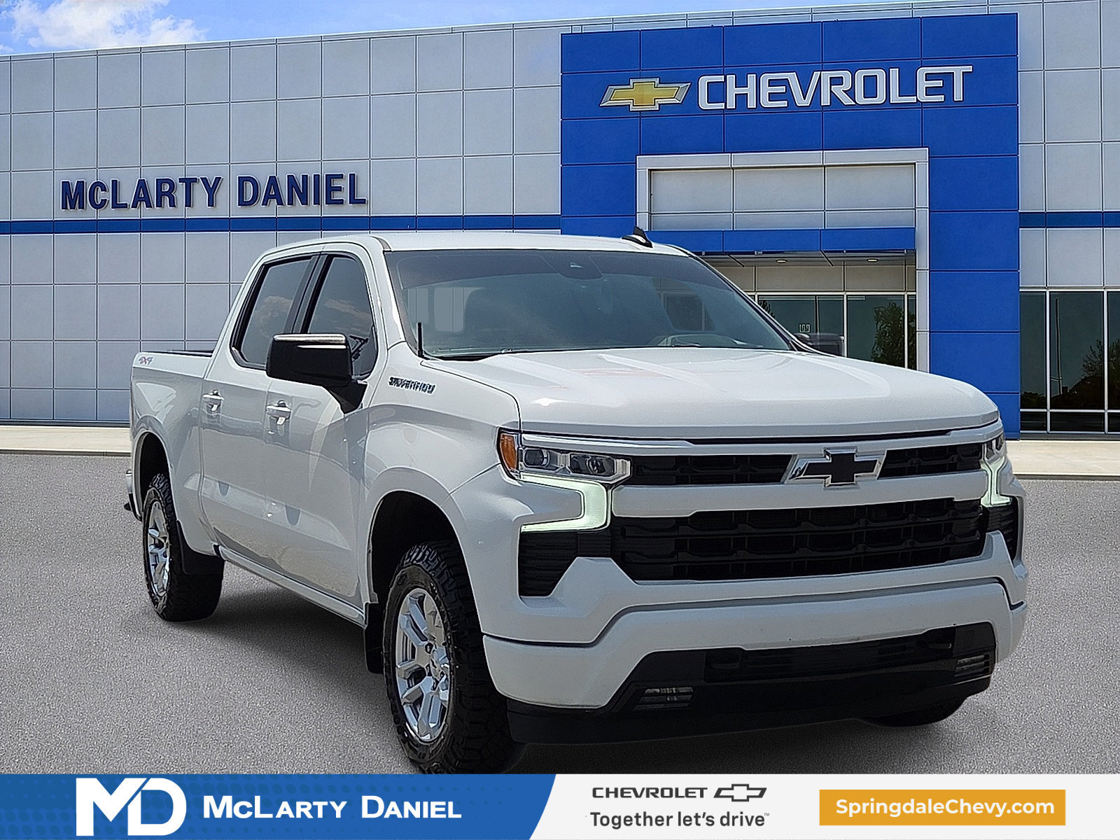 Certified 2024 Chevrolet Silverado 1500 RST w/ Convenience Package II AWD/4WD image 1
