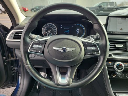 Used 2023 Genesis G70 2.0T image 21