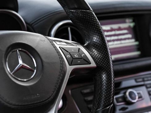 Used 2016 Mercedes-Benz SL 550 image 15