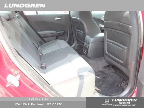 Used 2017 Dodge Charger SXT w/ Driver Confidence Group AWD/4WD image 20