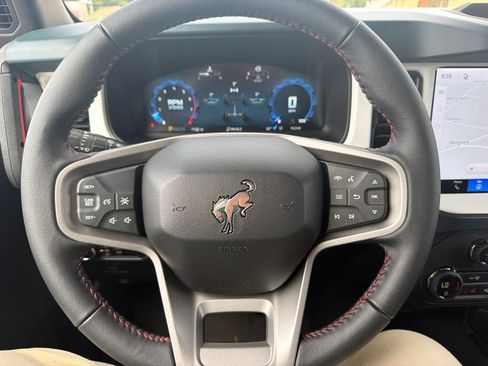 New 2026 Ford Bronco Heritage Edition AWD/4WD image 32
