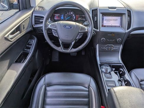 Used 2019 Ford Edge SEL w/ Equipment Group 201A image 17