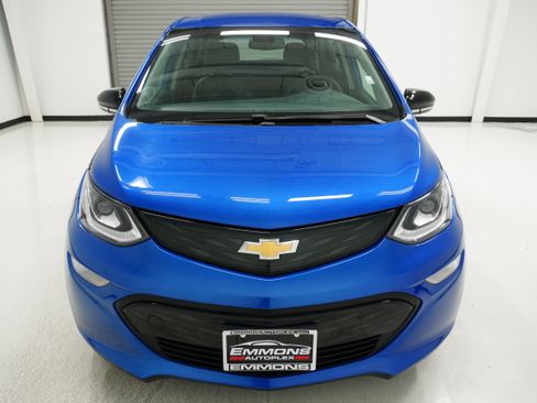 Used 2018 Chevrolet Bolt LT image 2