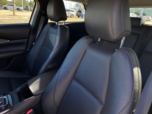 Used 2022 MAZDA CX-30 AWD 2.5 S w/ Premium Package image 12