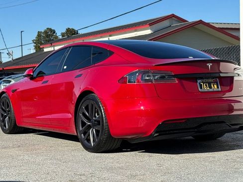 Used 2022 Tesla Model S Plaid image 5