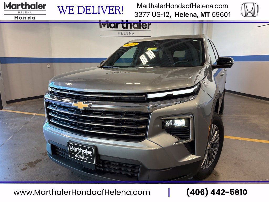 Used 2026 Chevrolet Traverse LT w/ Driver Confidence Package AWD/4WD image 1