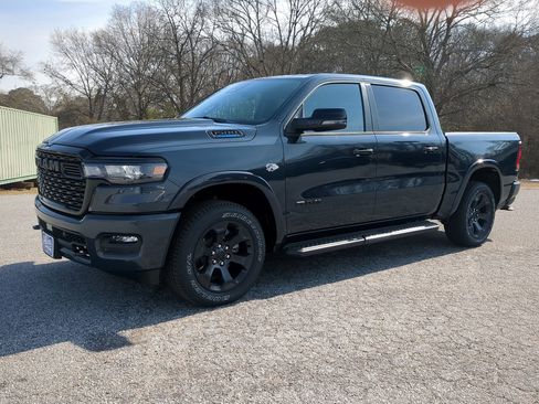 New 2026 RAM 1500 Big Horn AWD/4WD image 6