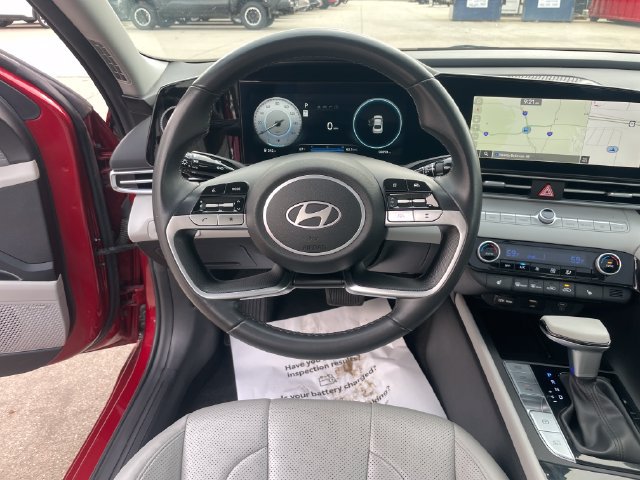 Used 2024 Hyundai Elantra Limited FWD image 23