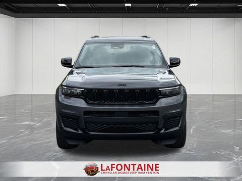 Used 2023 Jeep Grand Cherokee L Laredo AWD/4WD image 8