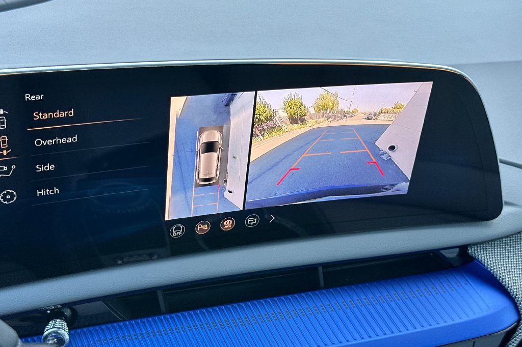 New 2027 Cadillac Optiq Luxury RWD image 22