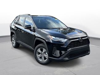 Used 2024 Toyota RAV4 XLE w/ Convenience Package video 3